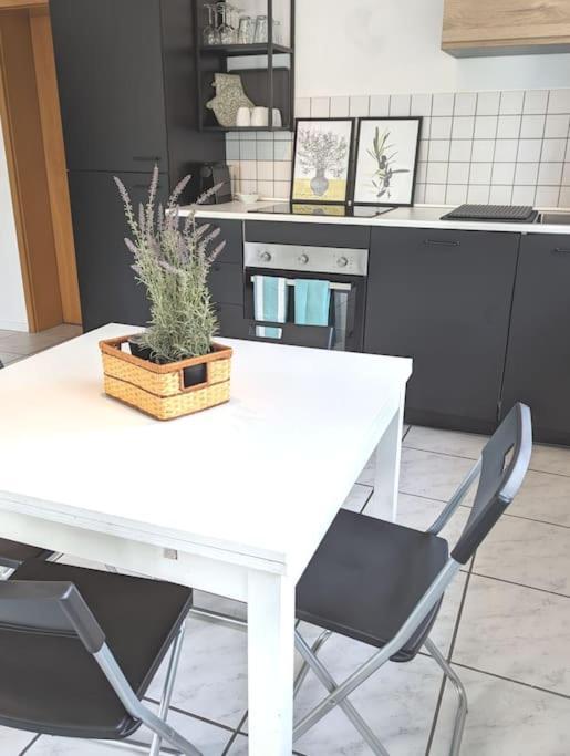 Apartmentlochbruecke Meckenbeuren Bagian luar foto