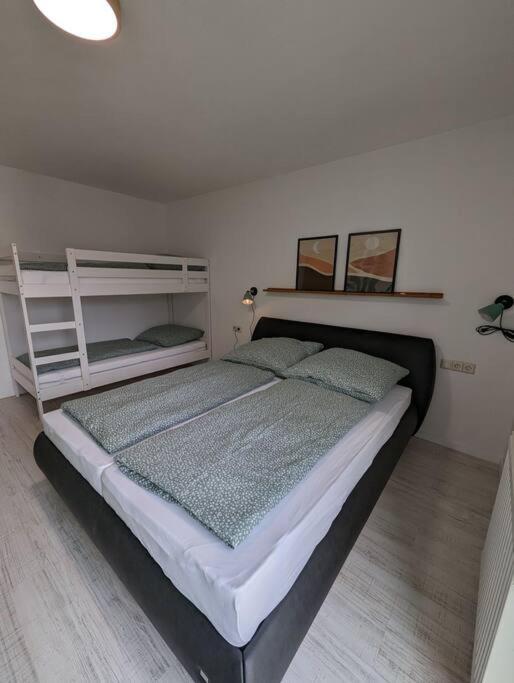 Apartmentlochbruecke Meckenbeuren Bagian luar foto